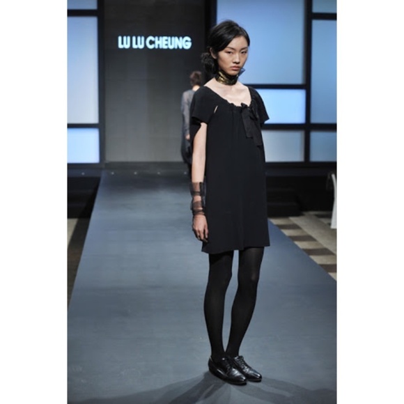 Lu Lu Cheung Designer - Lolita Dress - Silk + Eyelet Babydoll with Bow, Med - Picture 11 of 12